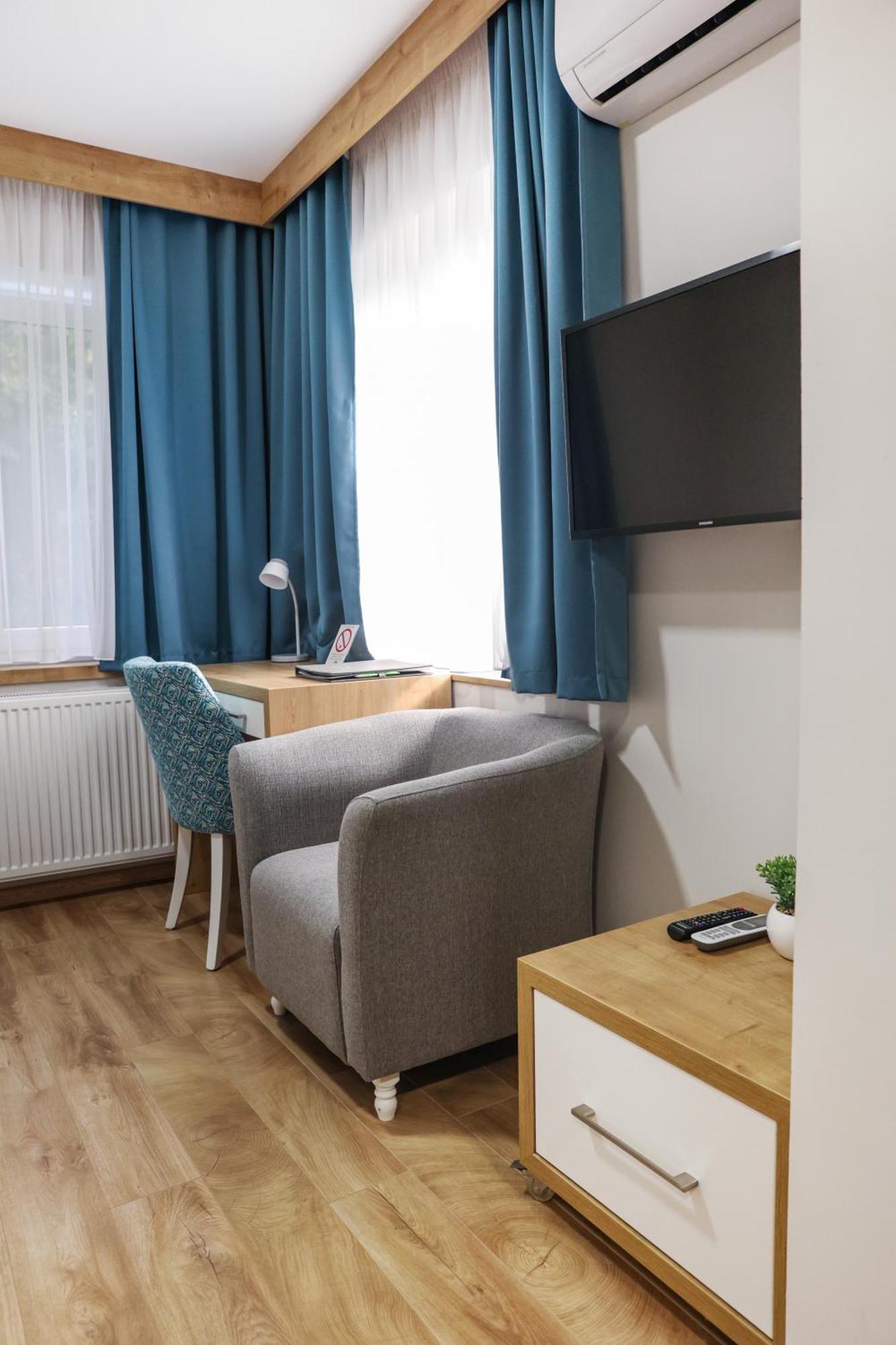 Grand Park Rooms & Apartments Čačak 외부 사진