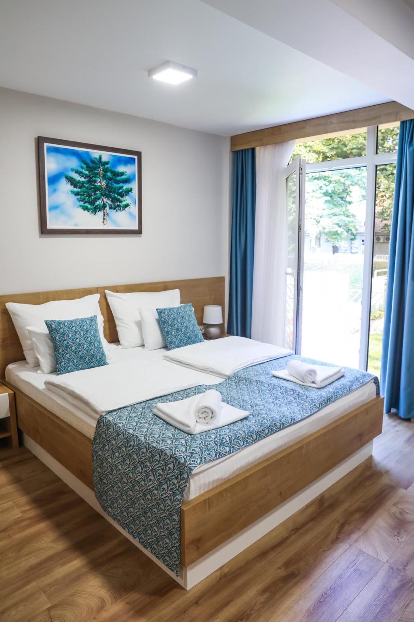 Grand Park Rooms & Apartments Čačak 외부 사진